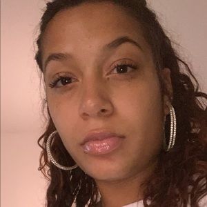 Meet your Posher, Tai